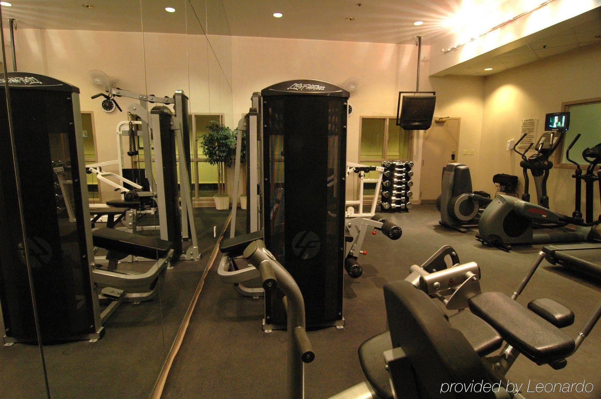 Delta Hotels By Marriott Edmonton Centre Suites Facilities photo